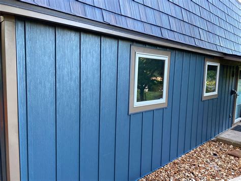 vertical siding with metal roof